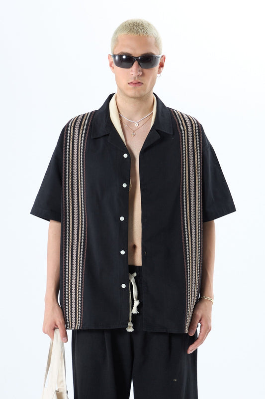 Oversized Short-Sleeve Linen Shirt with Embroidery Details and No Pockets
