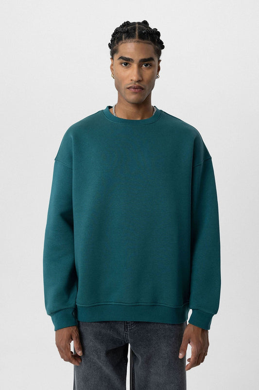 Basic Oversized Crew-Neck Sweatshirt