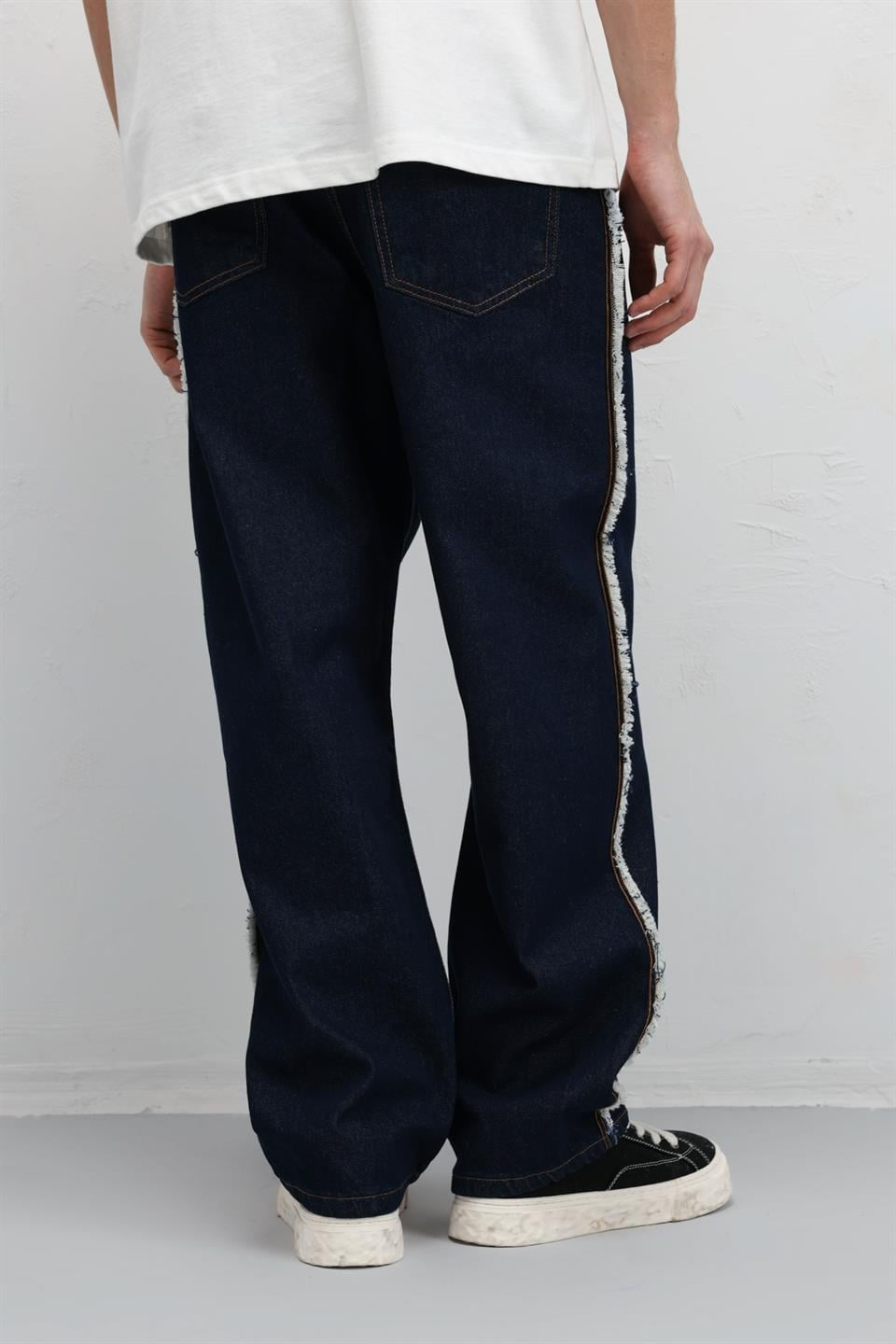 Baggy Jeans with Side Seam Details