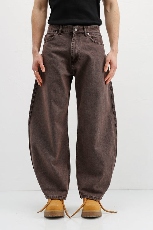 Balloon-Fit Jeans