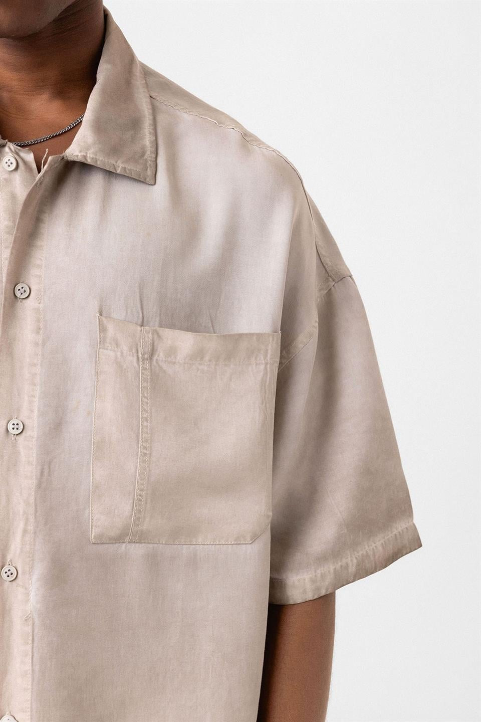Oversized Short-Sleeve Shirt (Washed)