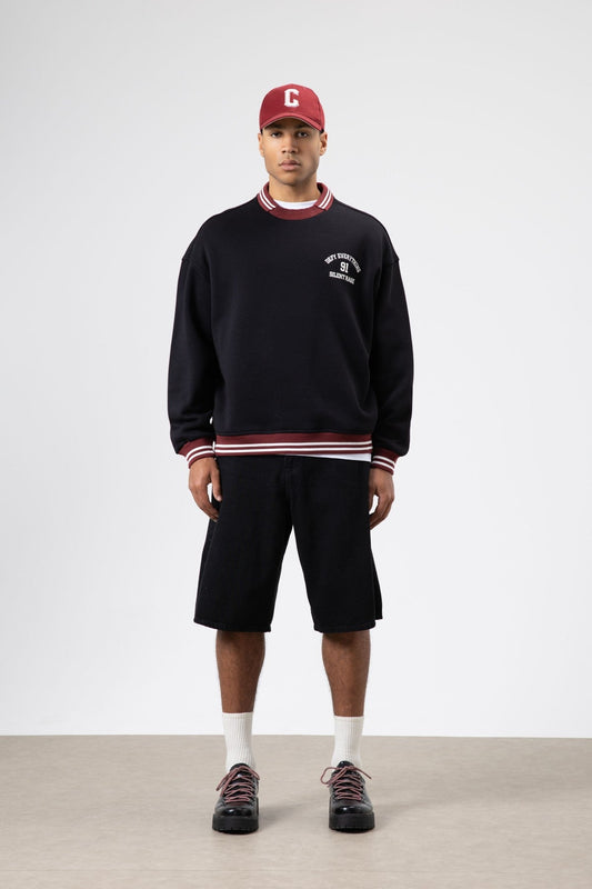Oversized Collar Sweatshirt with Embroidery Details