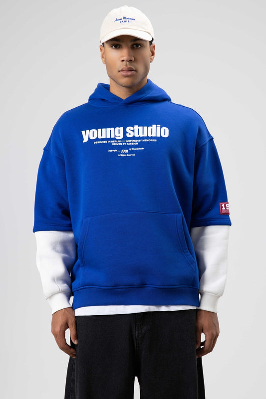 Oversized Printed Hooded Sweatshirt in Saks