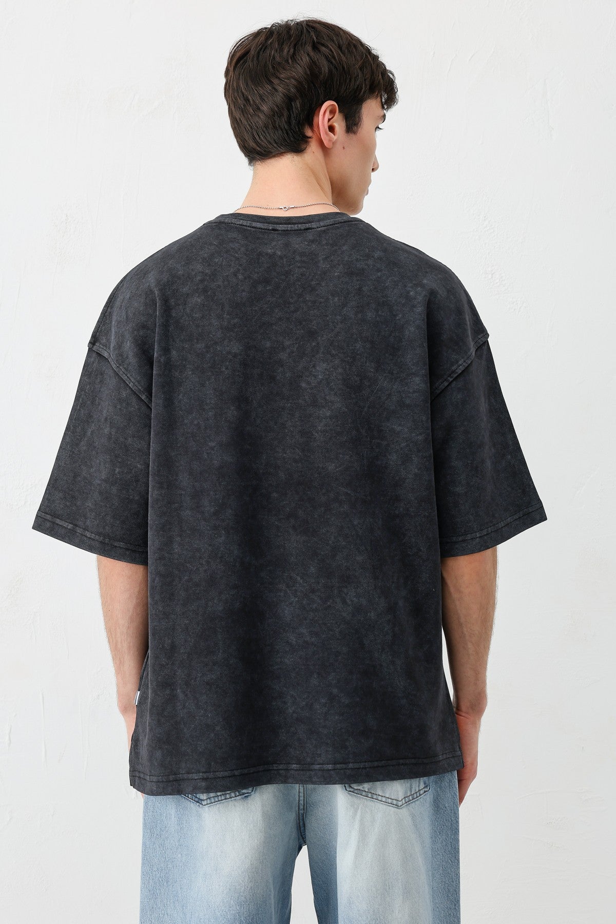 OVERSIZED WASHED T-SHIRT