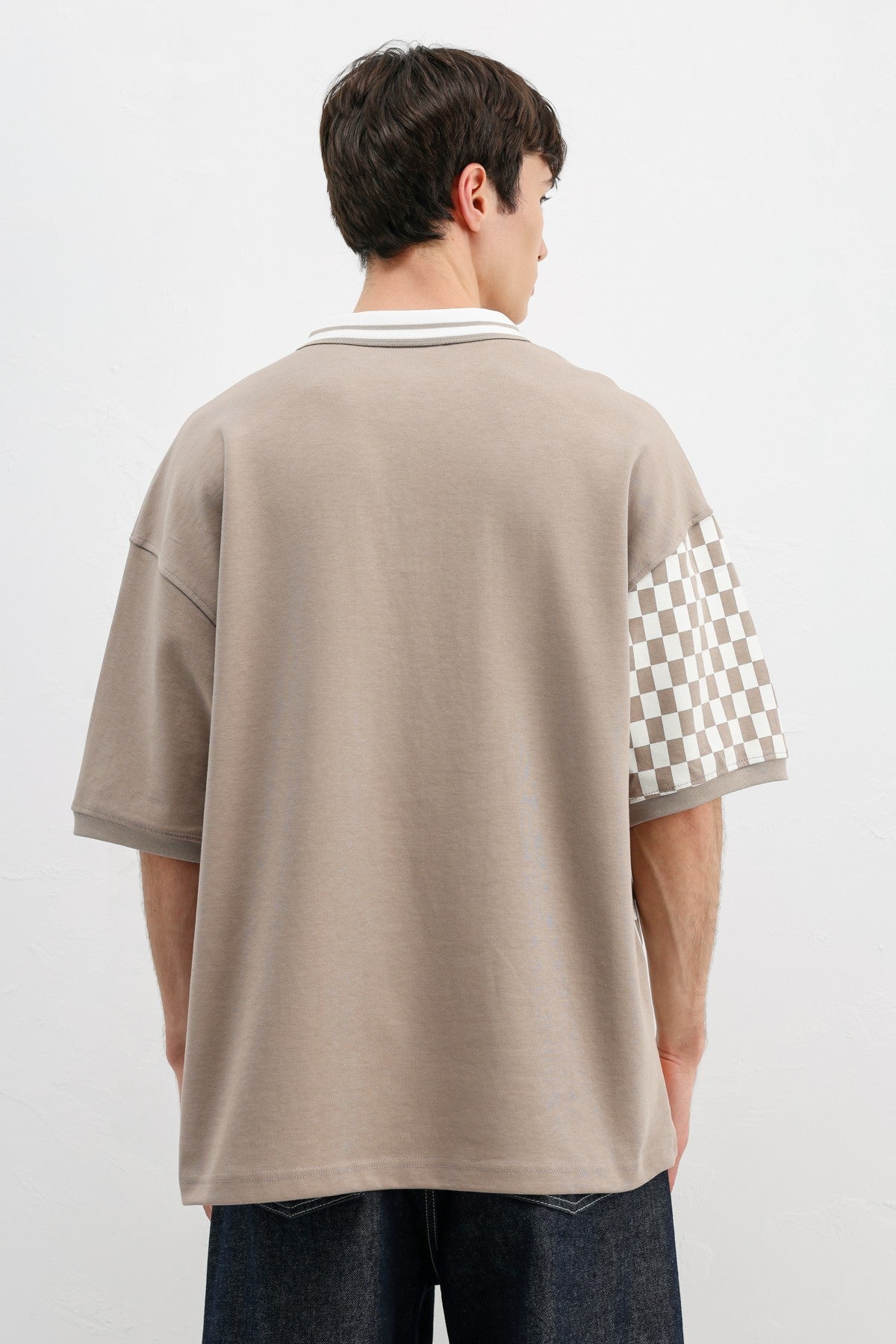 Oversized T-Shirt with Polo Collar Print