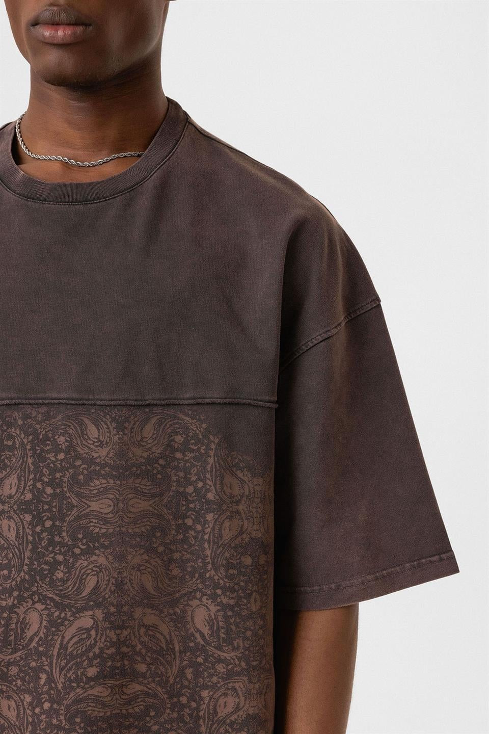 Oversized T-Shirt with Bike Neckline and Washable Collar