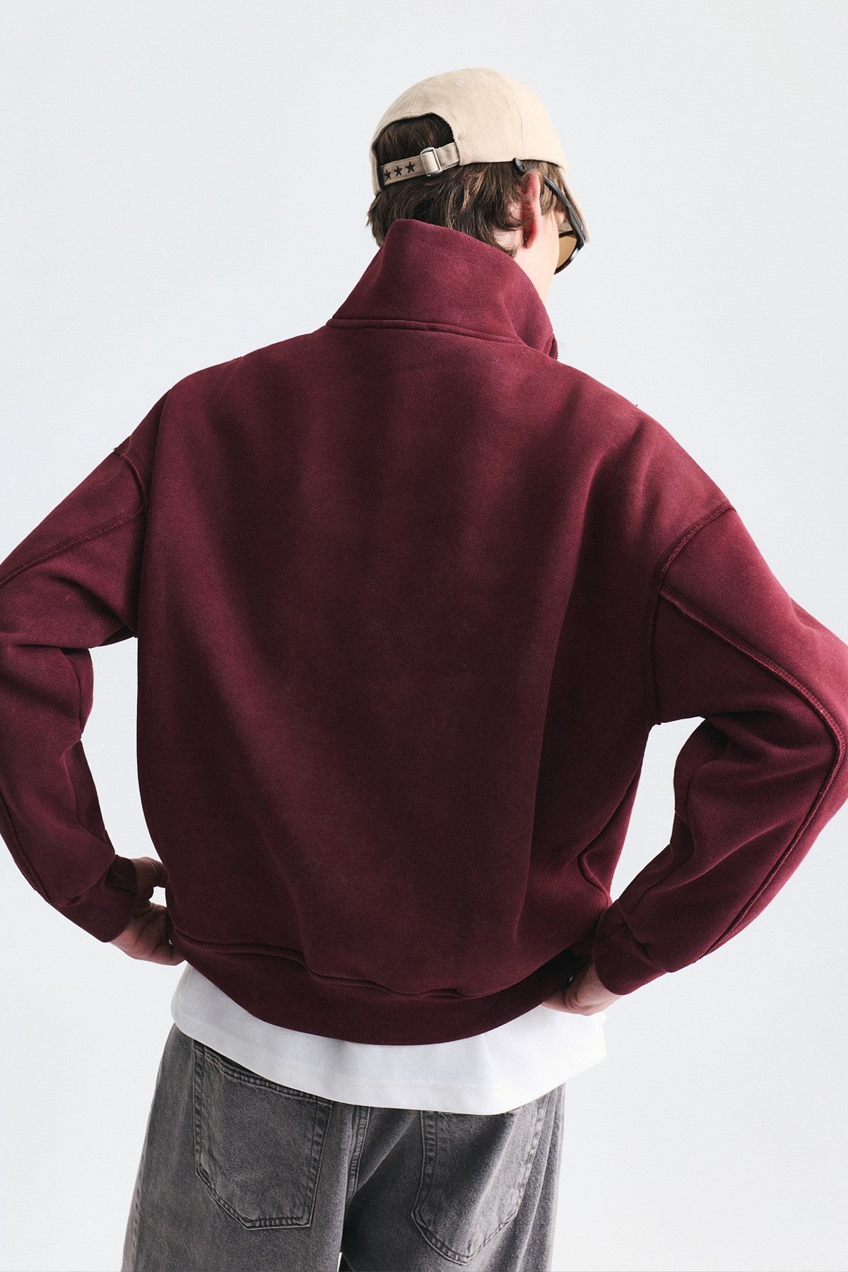 Boxy-Fit Sweatshirt with a Stand-Up Collar and Zipper