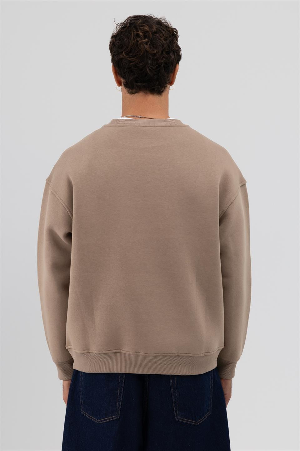 Basic Crew Neck Oversized Sweatshirt