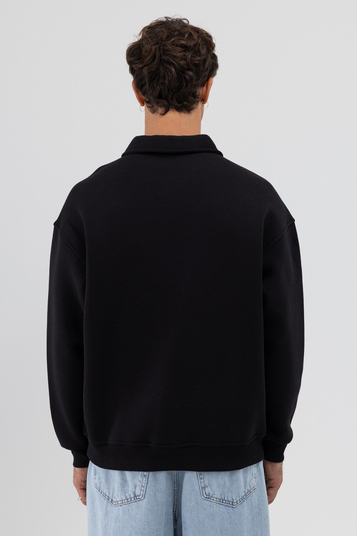 Basic Polo-Neck Sweatshirt