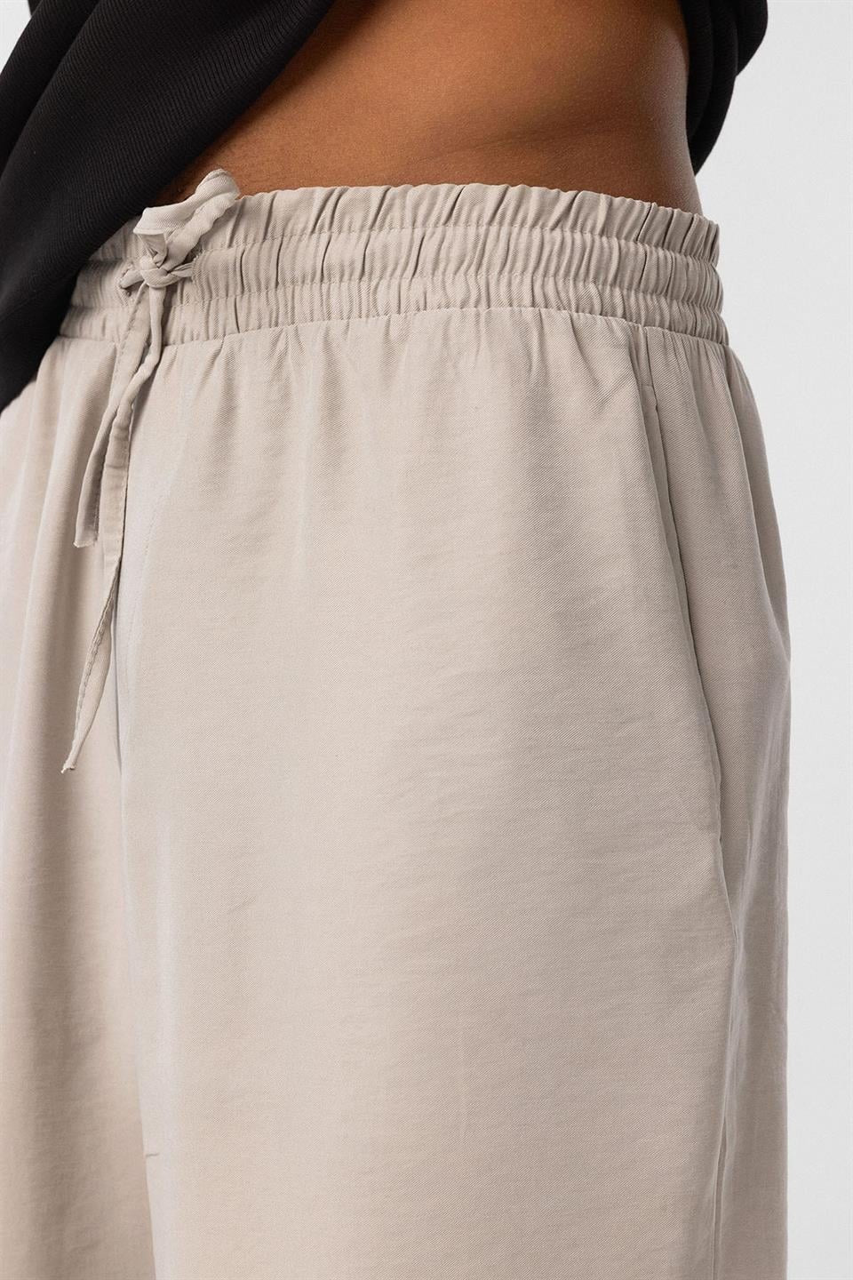 Baggy-Fit Modal Fabric Pants