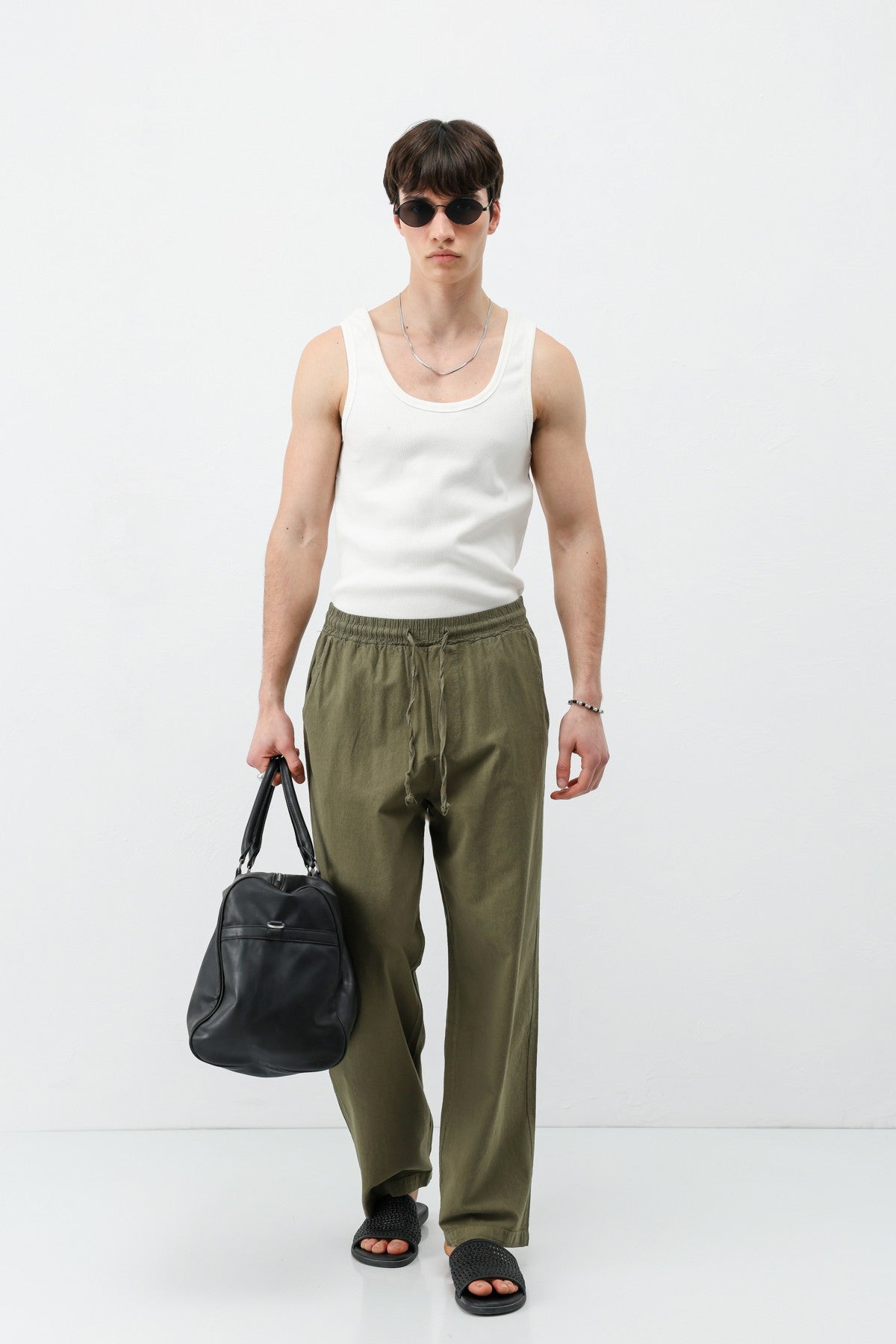 Baggy-Fit Linen Pants with Elastic Waistband