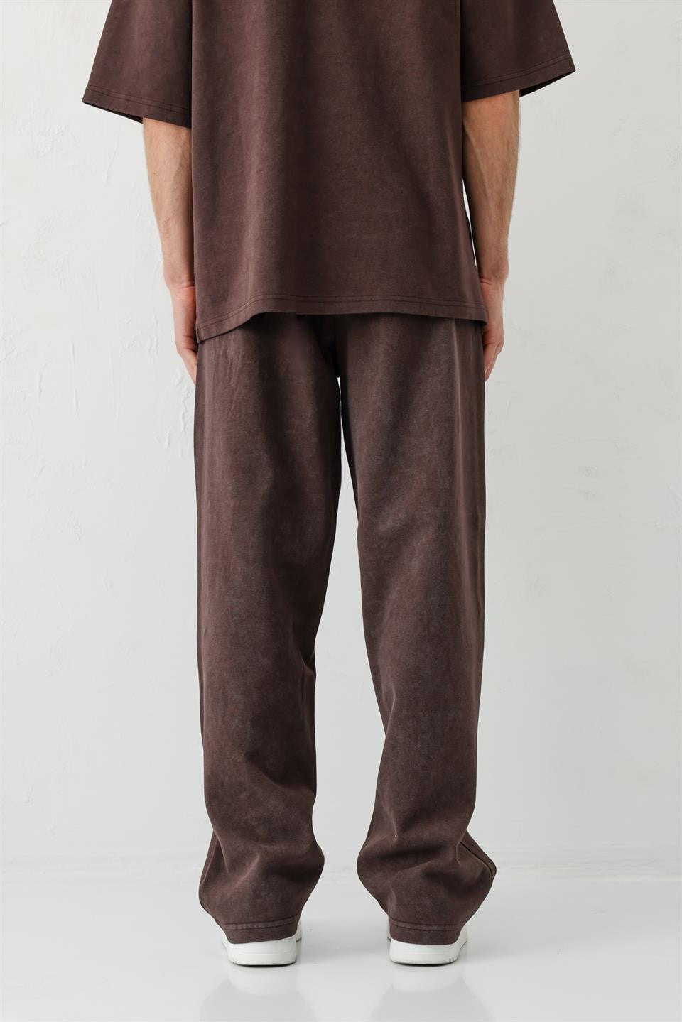 Baggy-Fit Pre-Washed Sweatpants