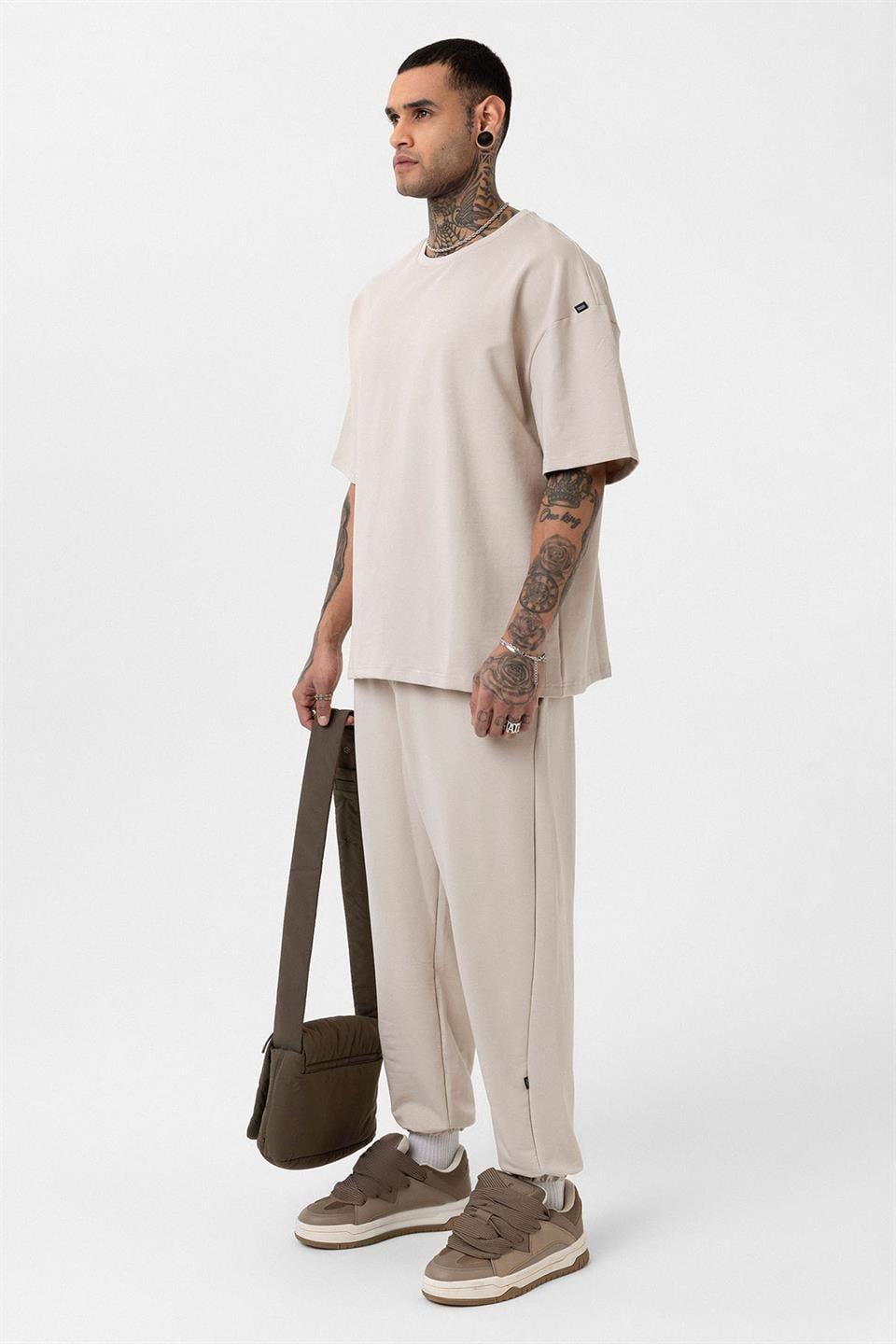 Basic Oversized Sweatsuit Set with Elastic Cuffs 30-123