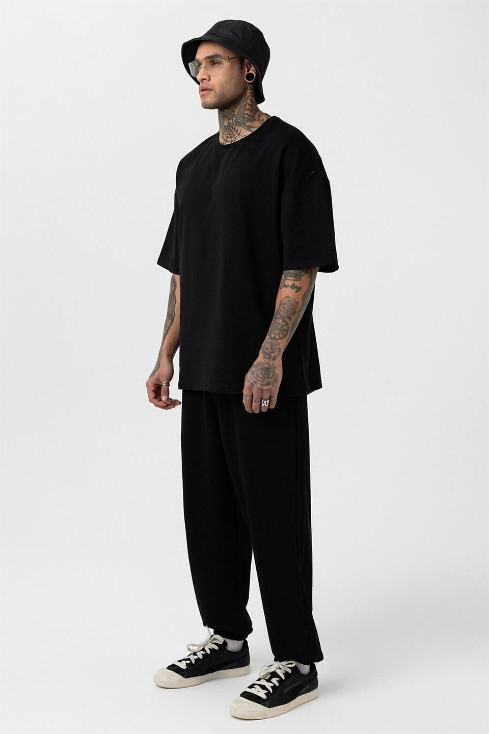 Basic Oversized Sweatsuit Set with Elastic Cuffs 30-123