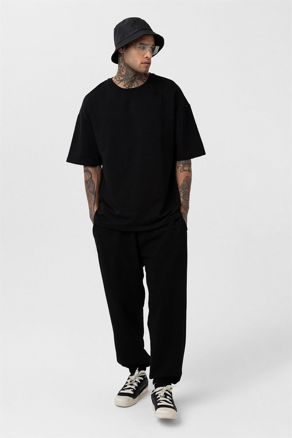 Basic Oversized Sweatsuit Set with Elastic Cuffs 30-123