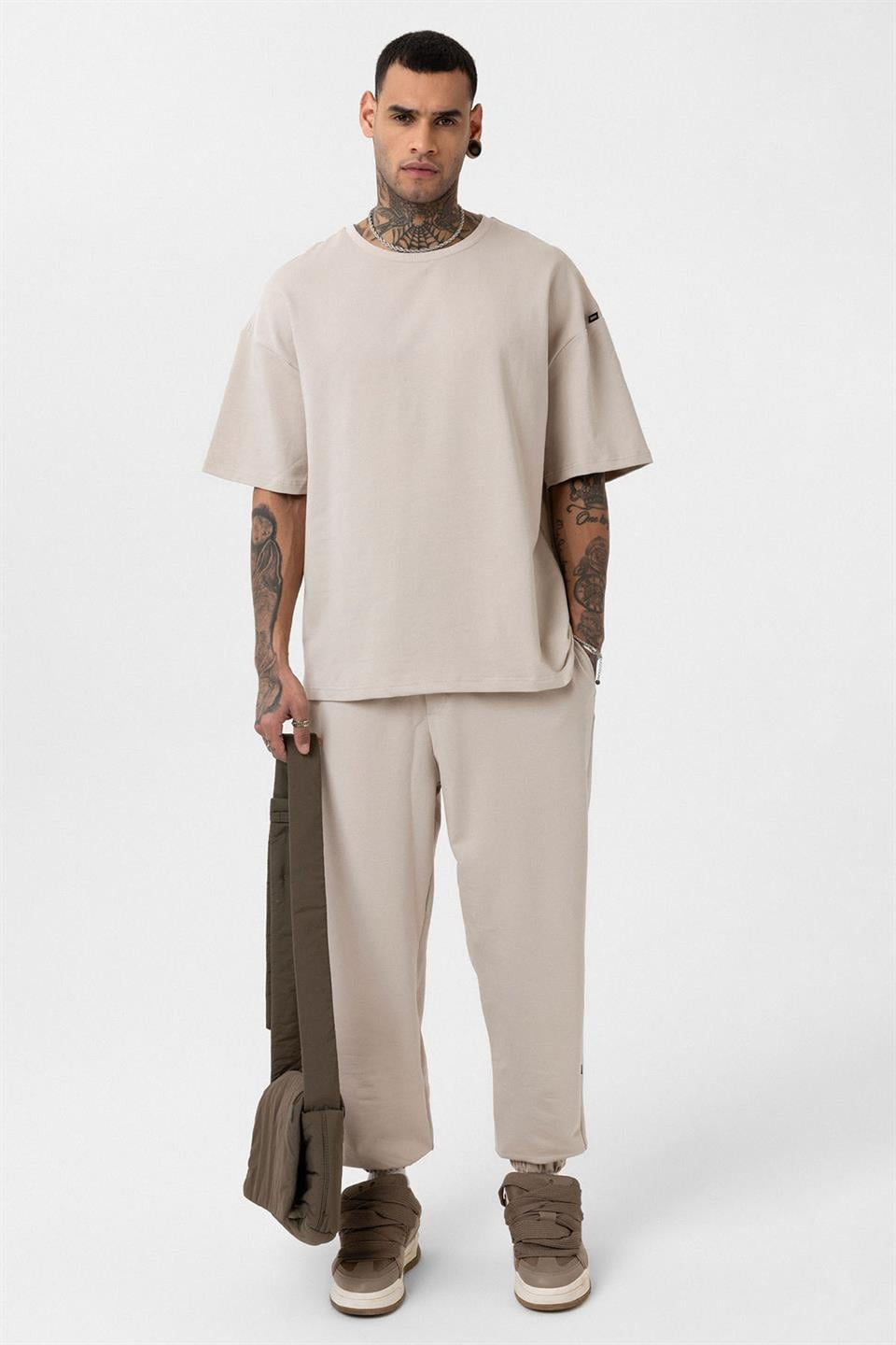 Basic Oversized Sweatsuit Set with Elastic Cuffs 30-123