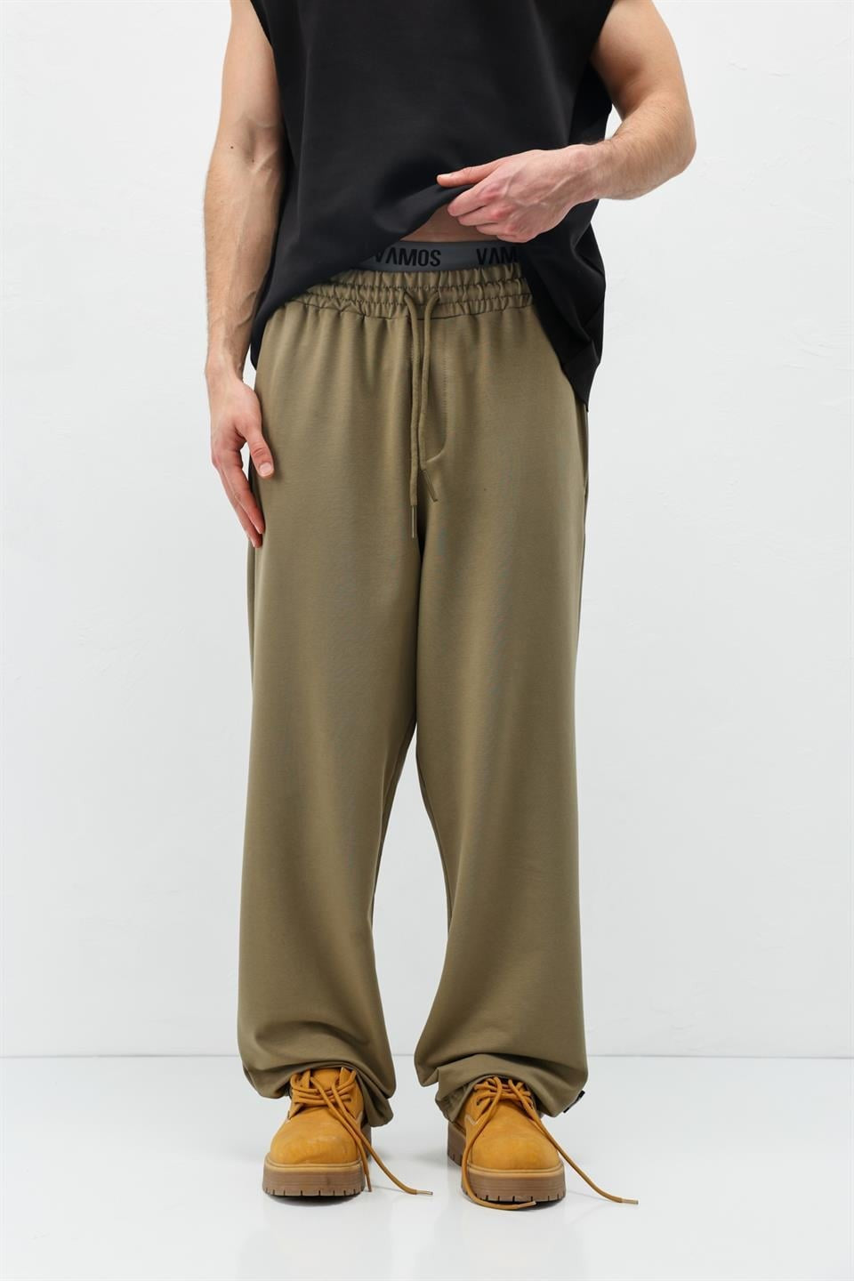 Basic Elastic-Waist Sweatpants