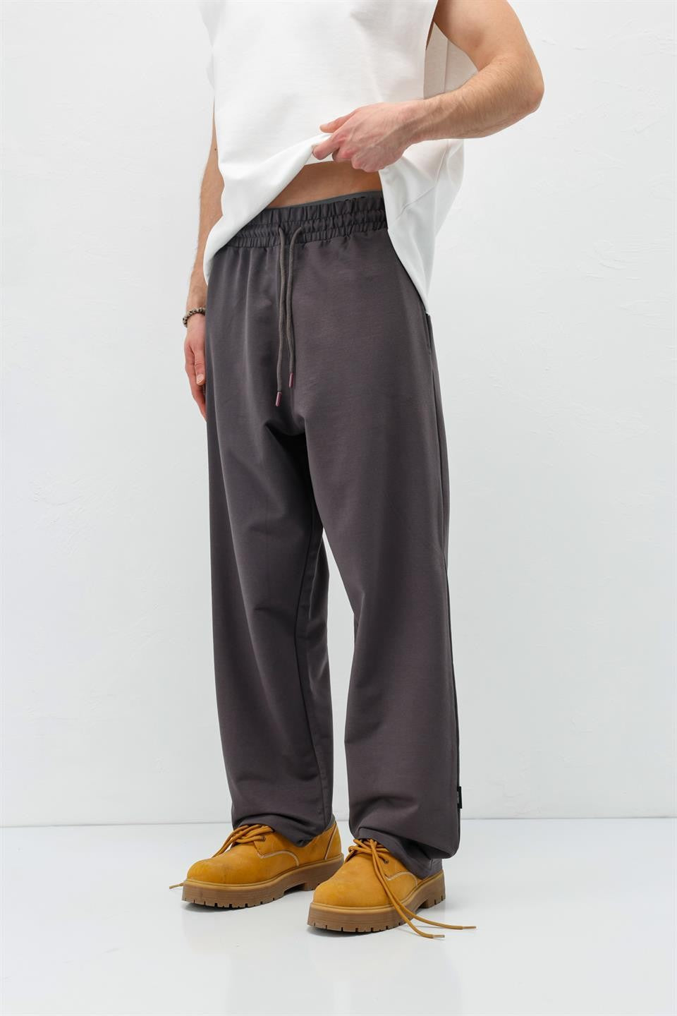 Basic Elastic-Waist Sweatpants