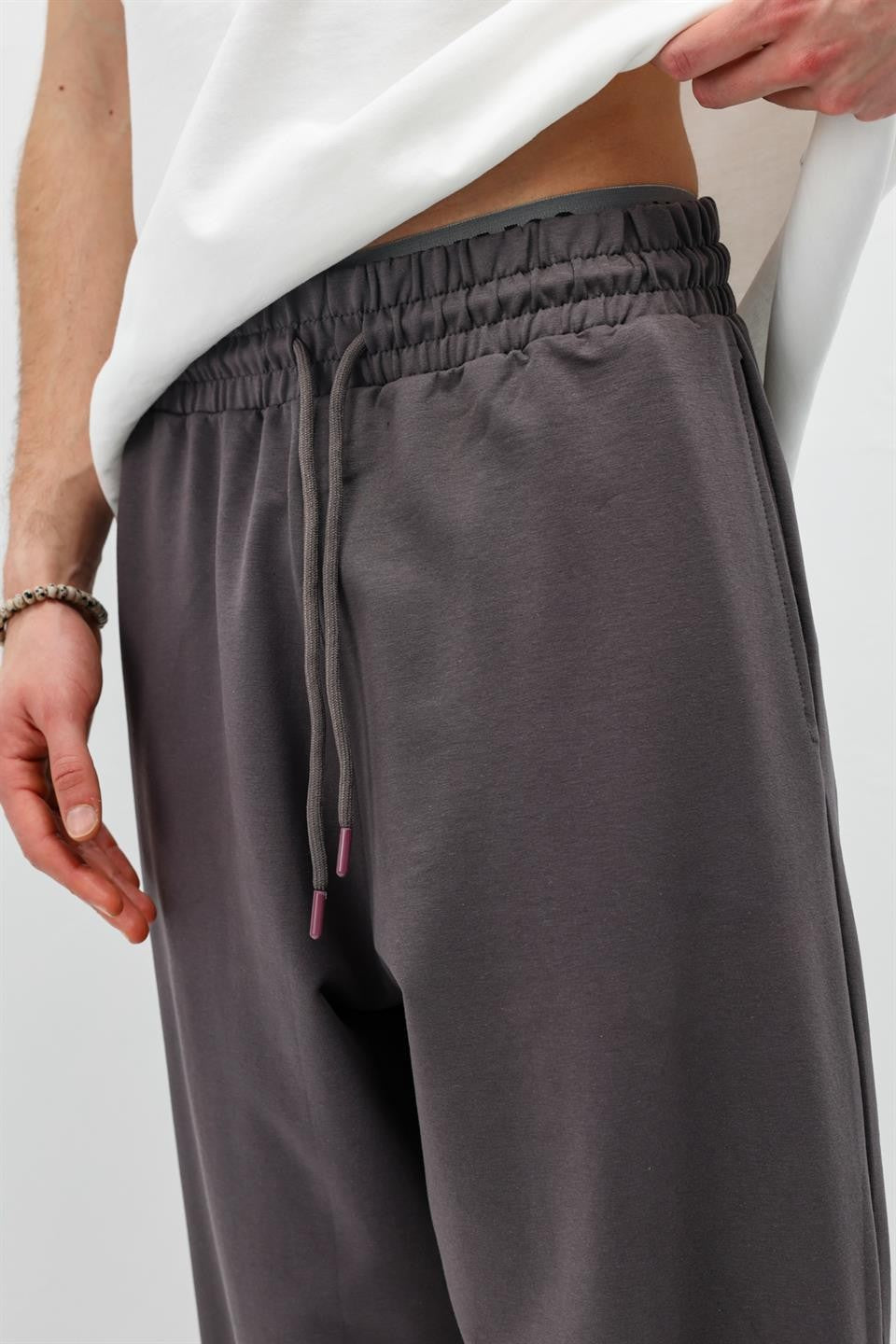 Basic Elastic-Waist Sweatpants