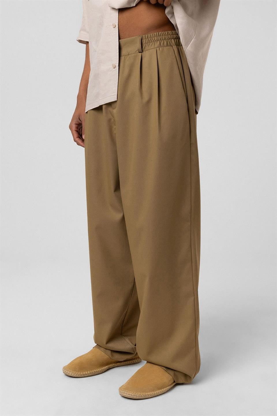 Baggy-Fit Fabric Pants