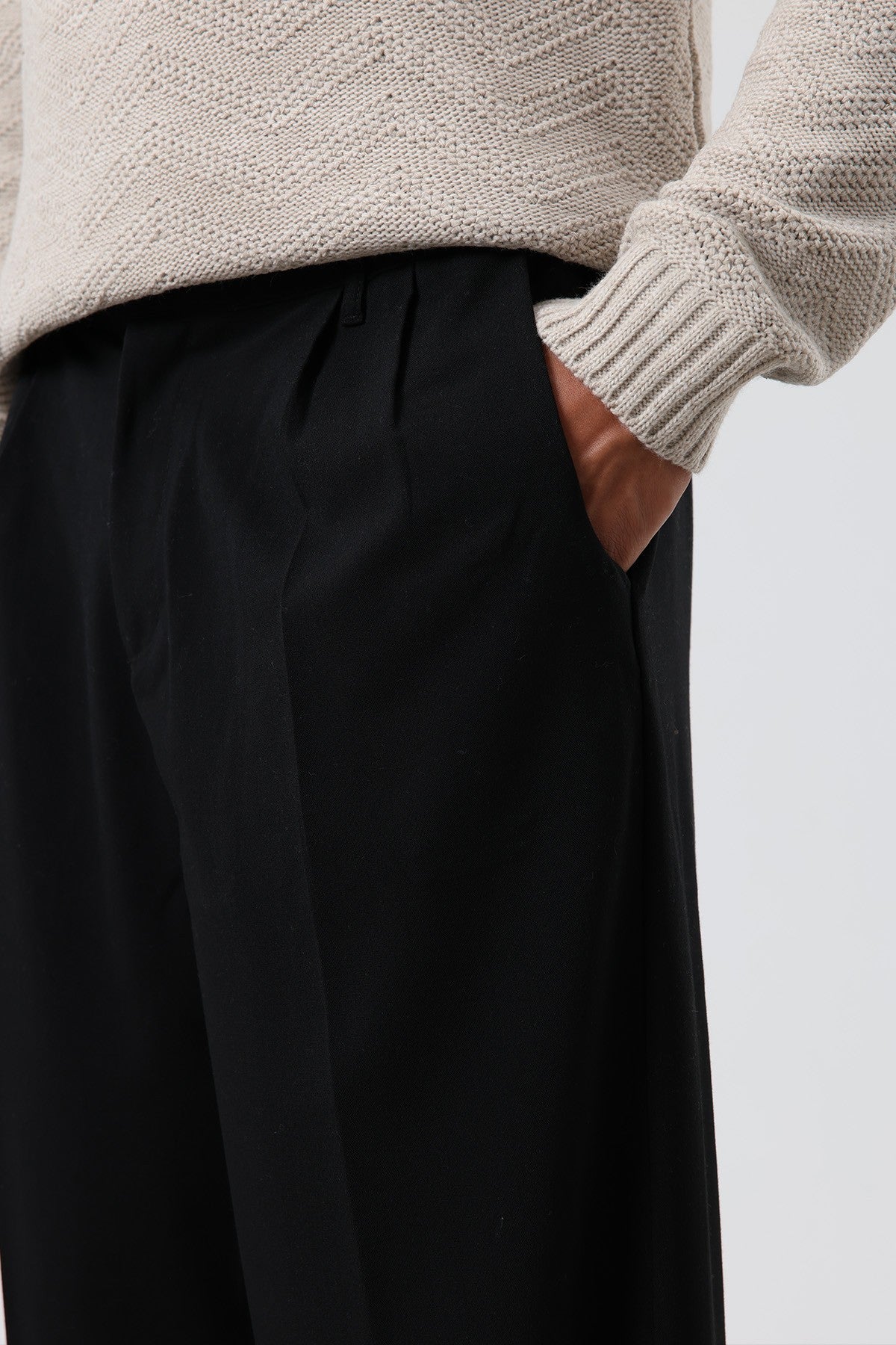 Baggy-Fit Fabric Pants 30-795-1