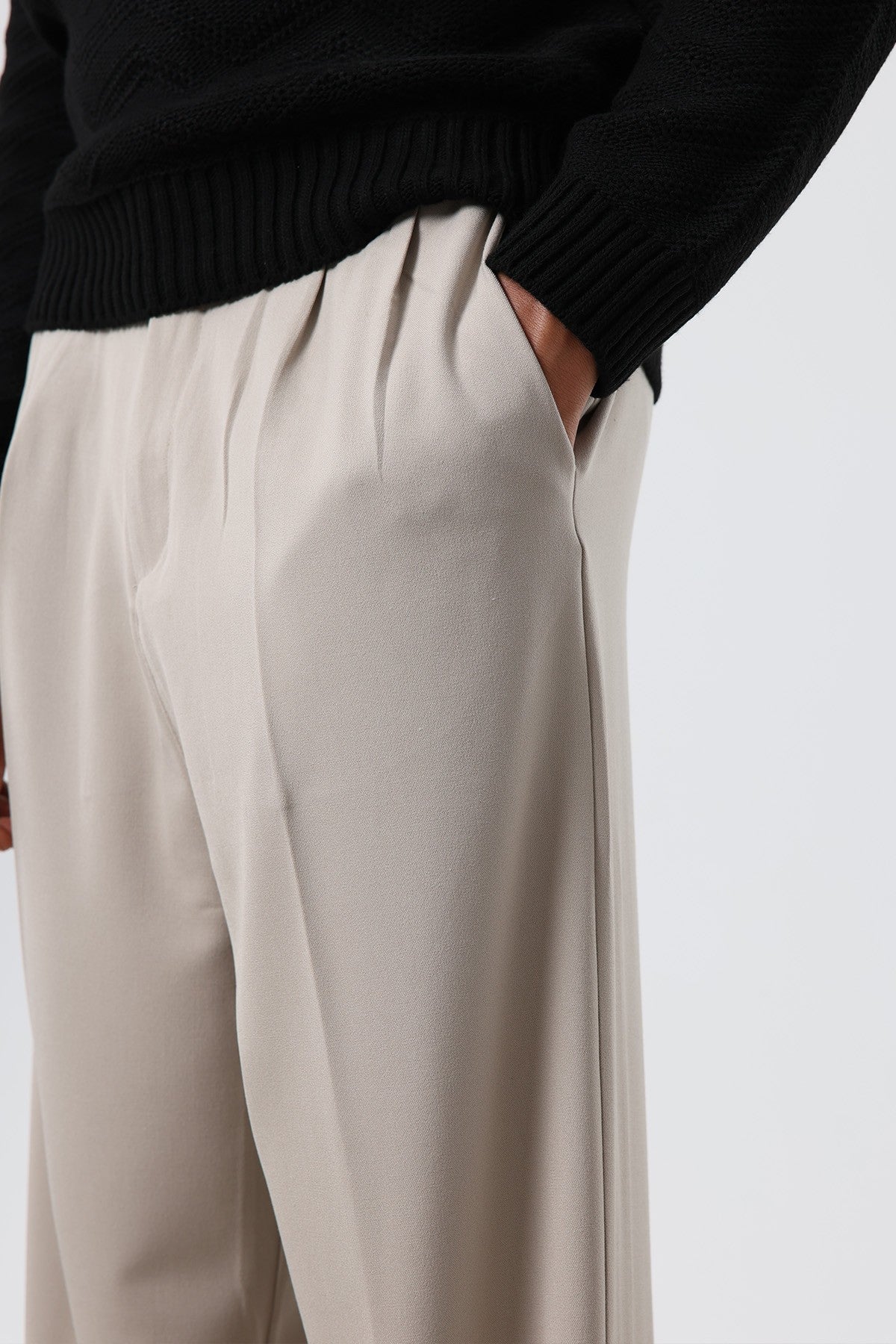 Baggy-Fit Fabric Pants