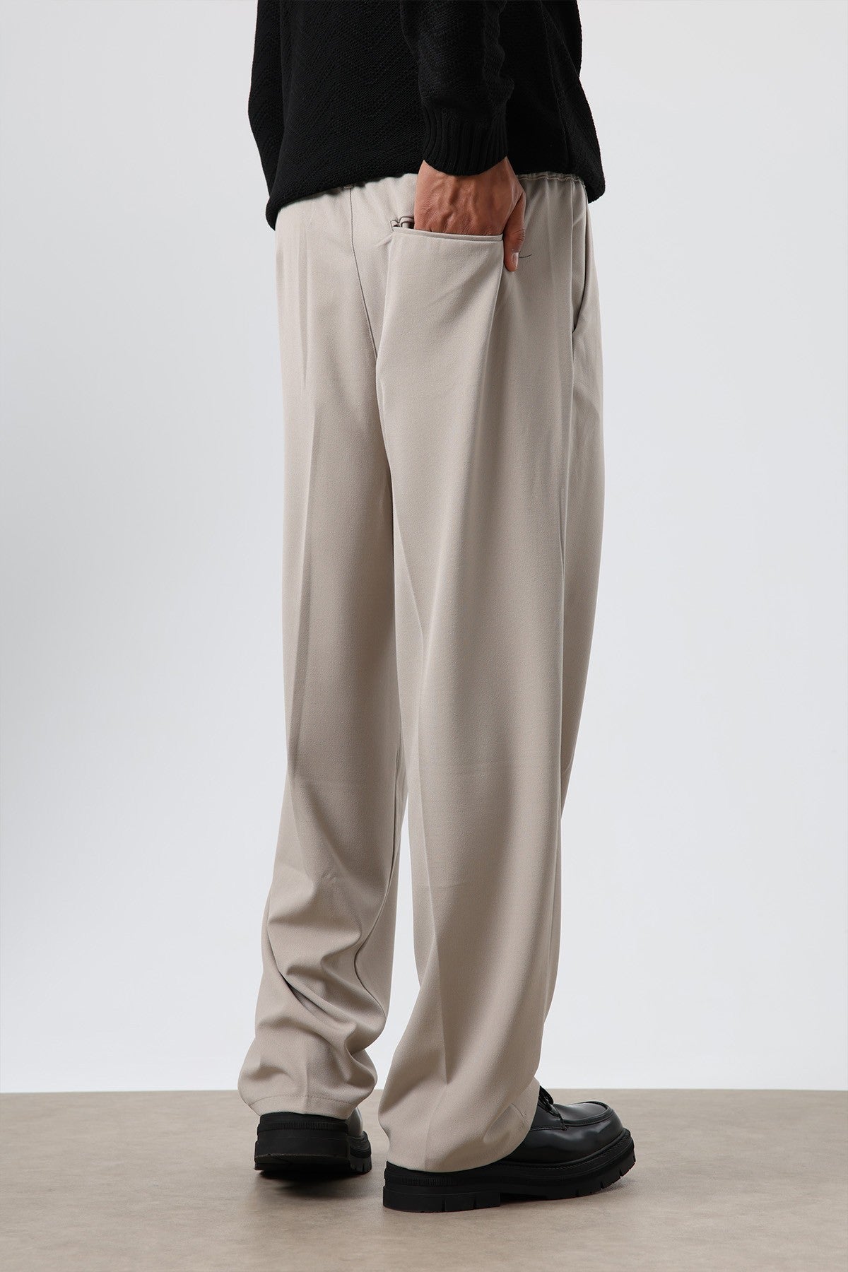 Baggy-Fit Fabric Pants