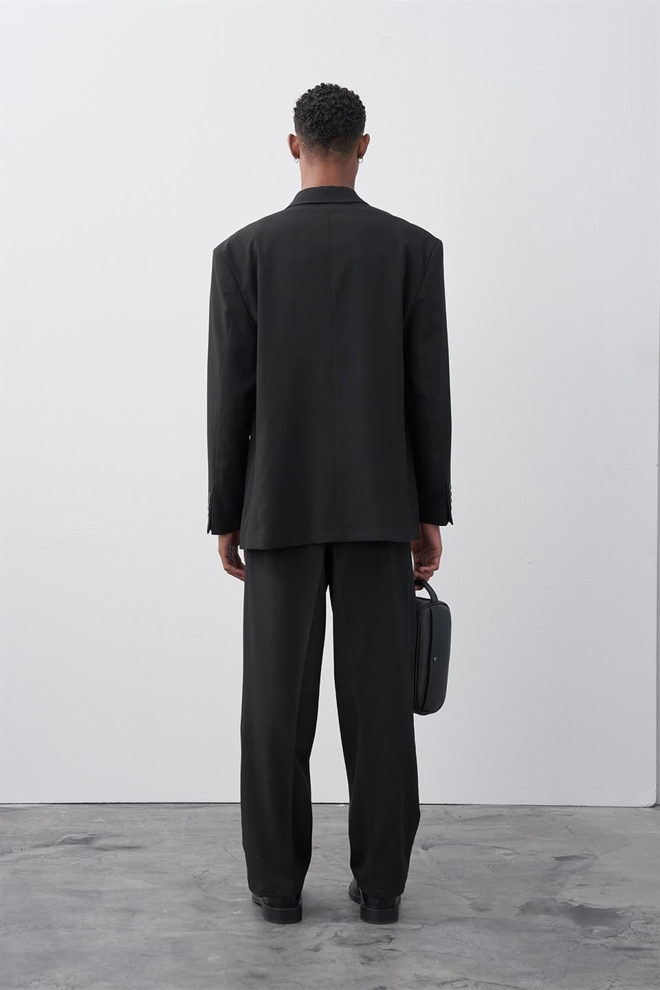 Comfortable Fitted Double-Breasted Suit 30-821