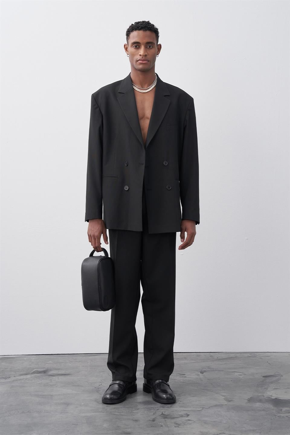 Comfortable Fitted Double-Breasted Suit 30-821