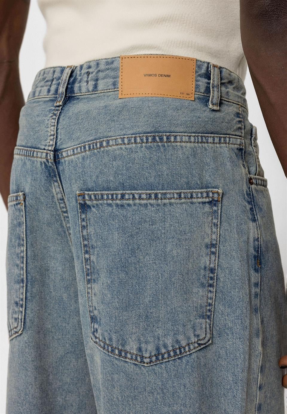 Baggy-Fit Jeans
