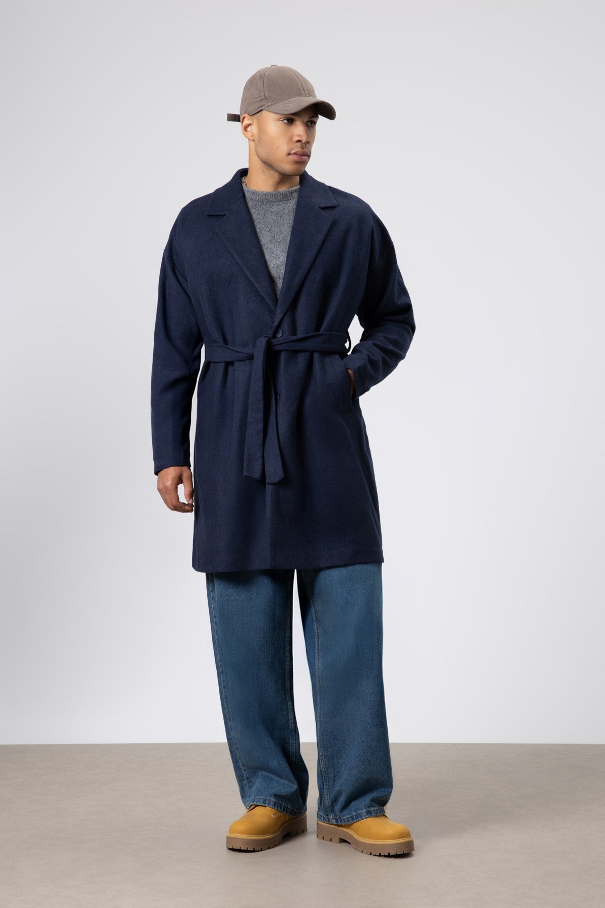 Oversized Arched Cashmere Coat
