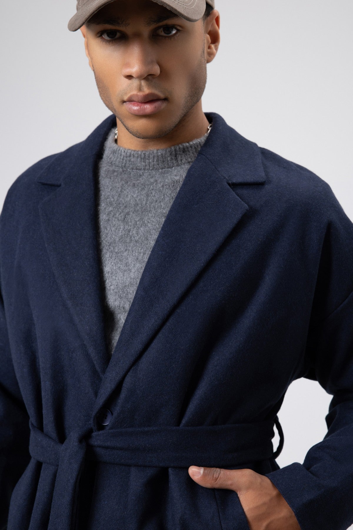 Oversized Arched Cashmere Coat