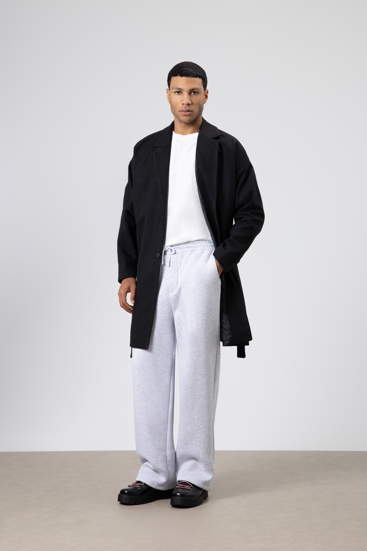 Oversized Arched Cashmere Coat