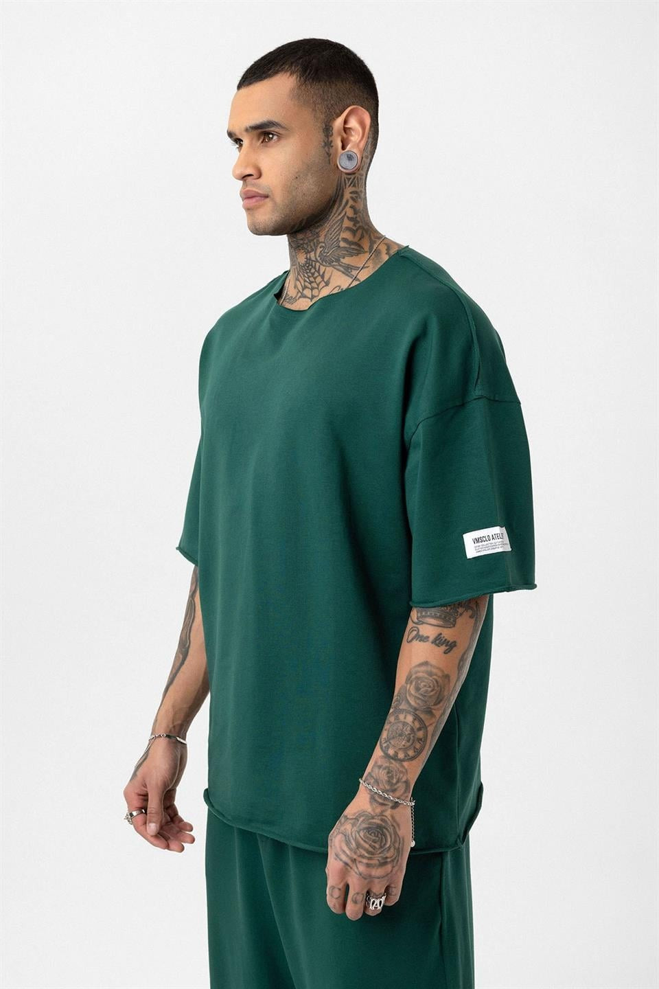 Label: Detailed Oversized Sweatsuit Set