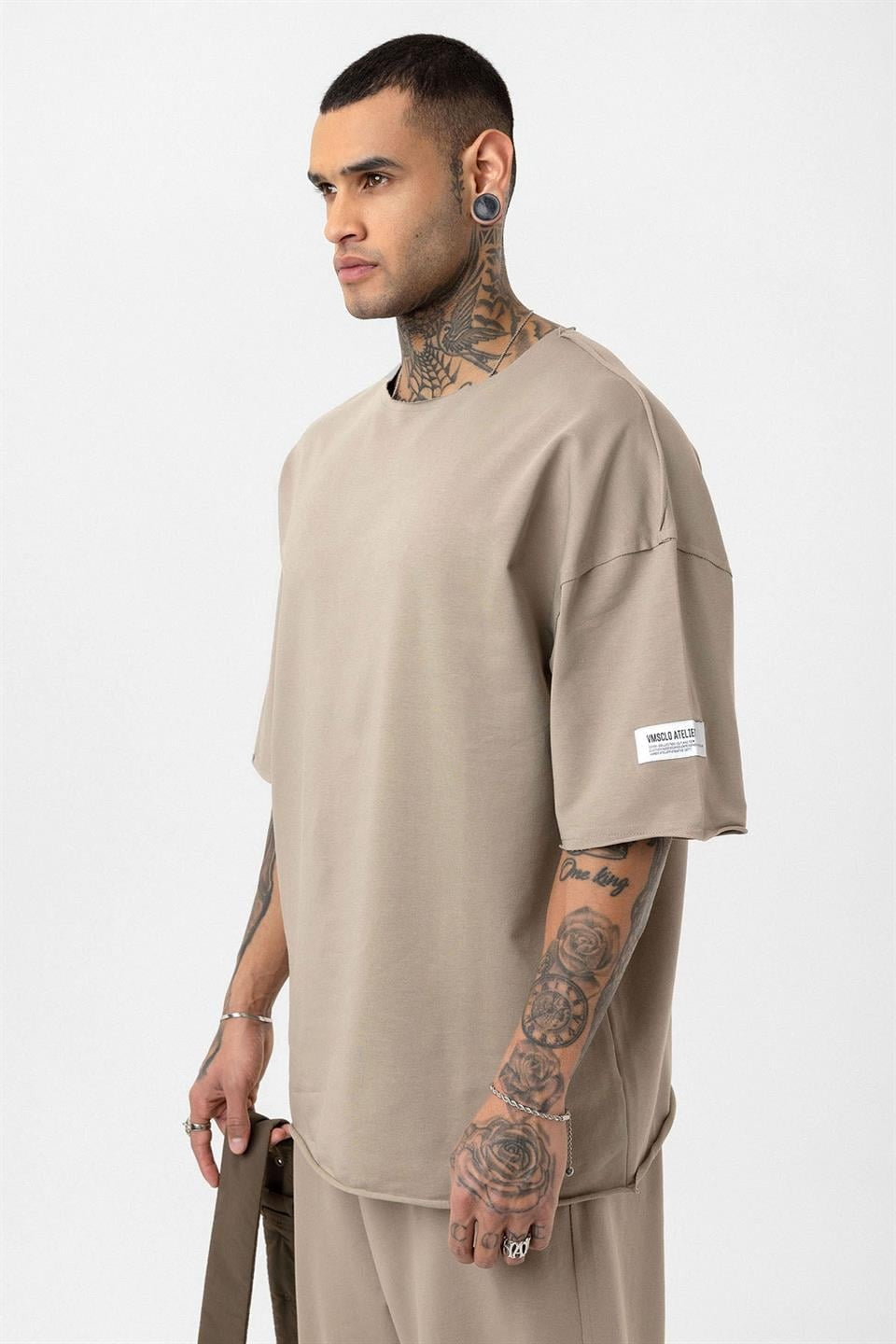 Label: Detailed Oversized Sweatsuit Set