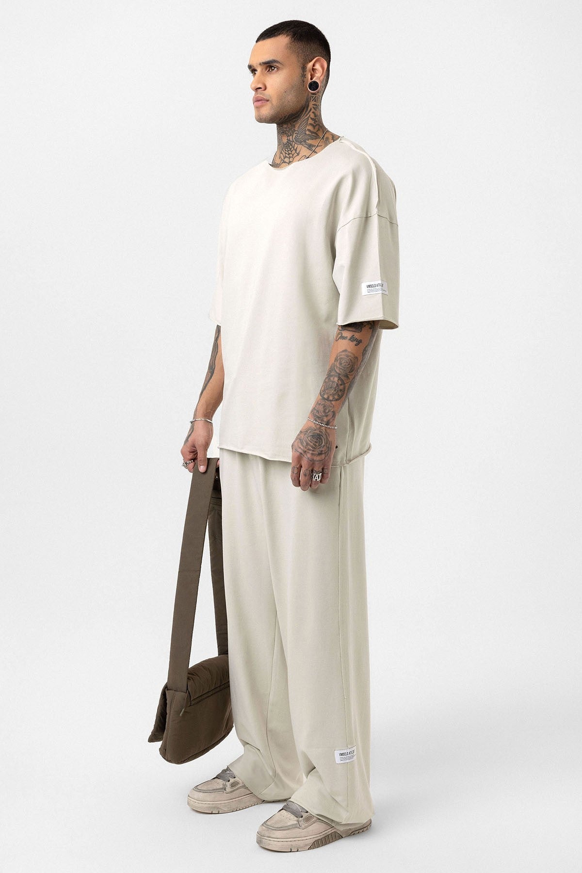 Label: Detailed Oversized Sweatsuit Set
