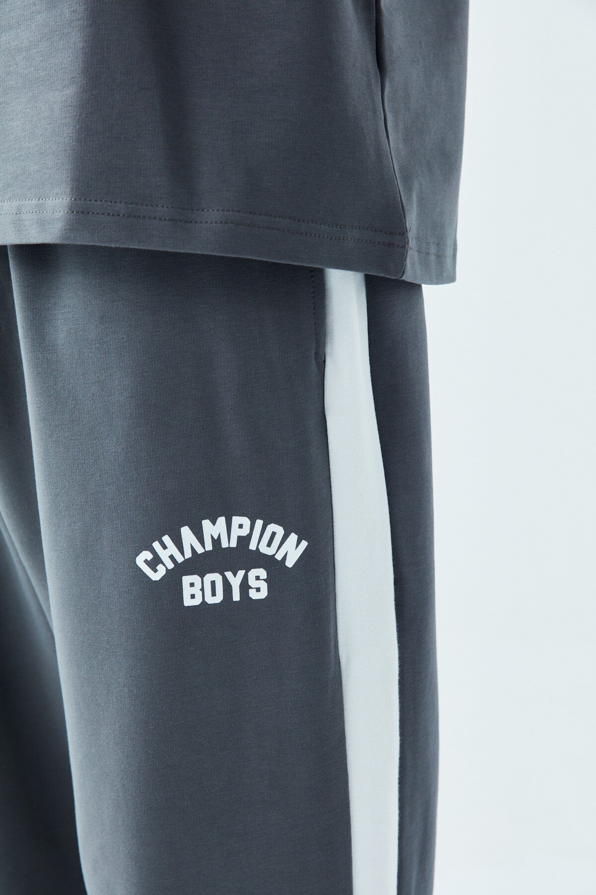 Champion Boys Printed Oversized Sweatsuit Set
