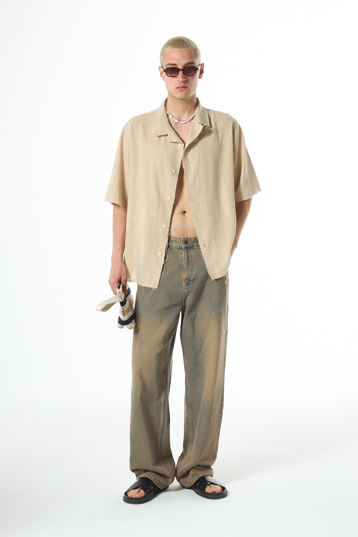 Seamless, Short-Sleeved, Pocketless, Oversized Linen Shirt