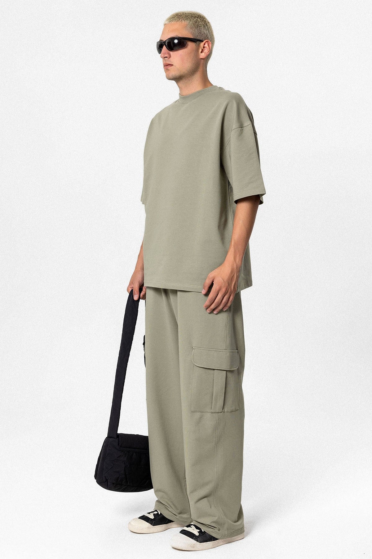 Oversized Sweatsuit Set with Pockets