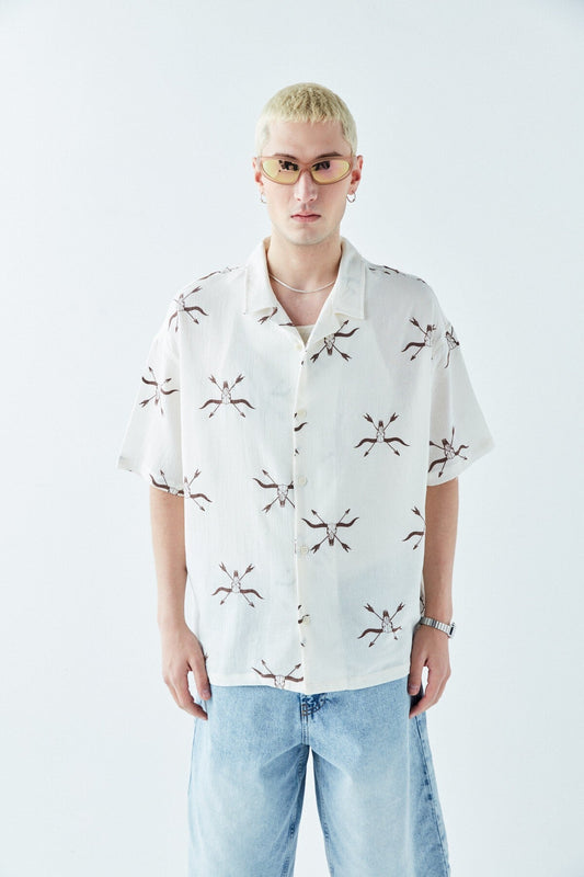 Patterned Short-Sleeve Oversized Shirt Without Pockets