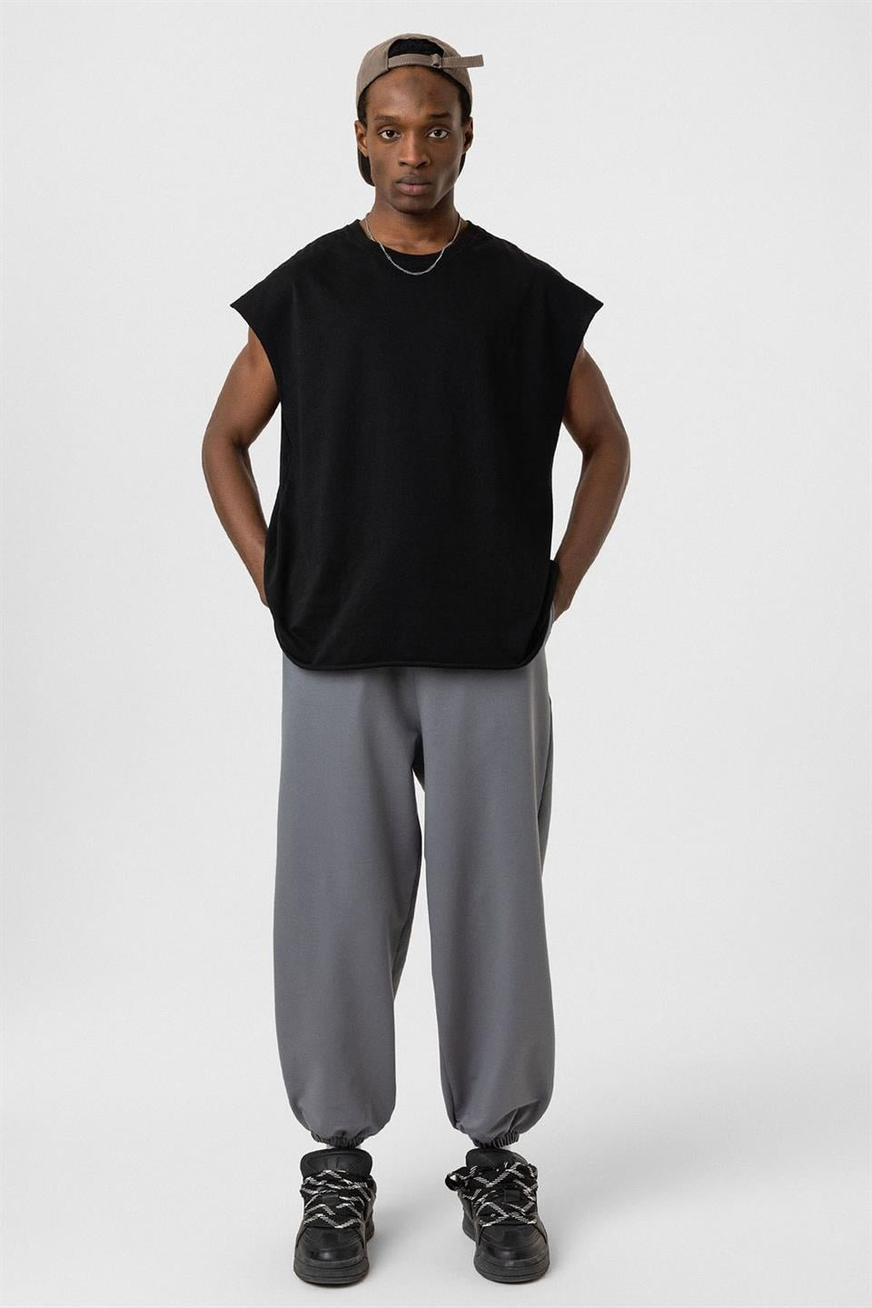 Basic Oversized Sweatpants with Elastic Cuffs