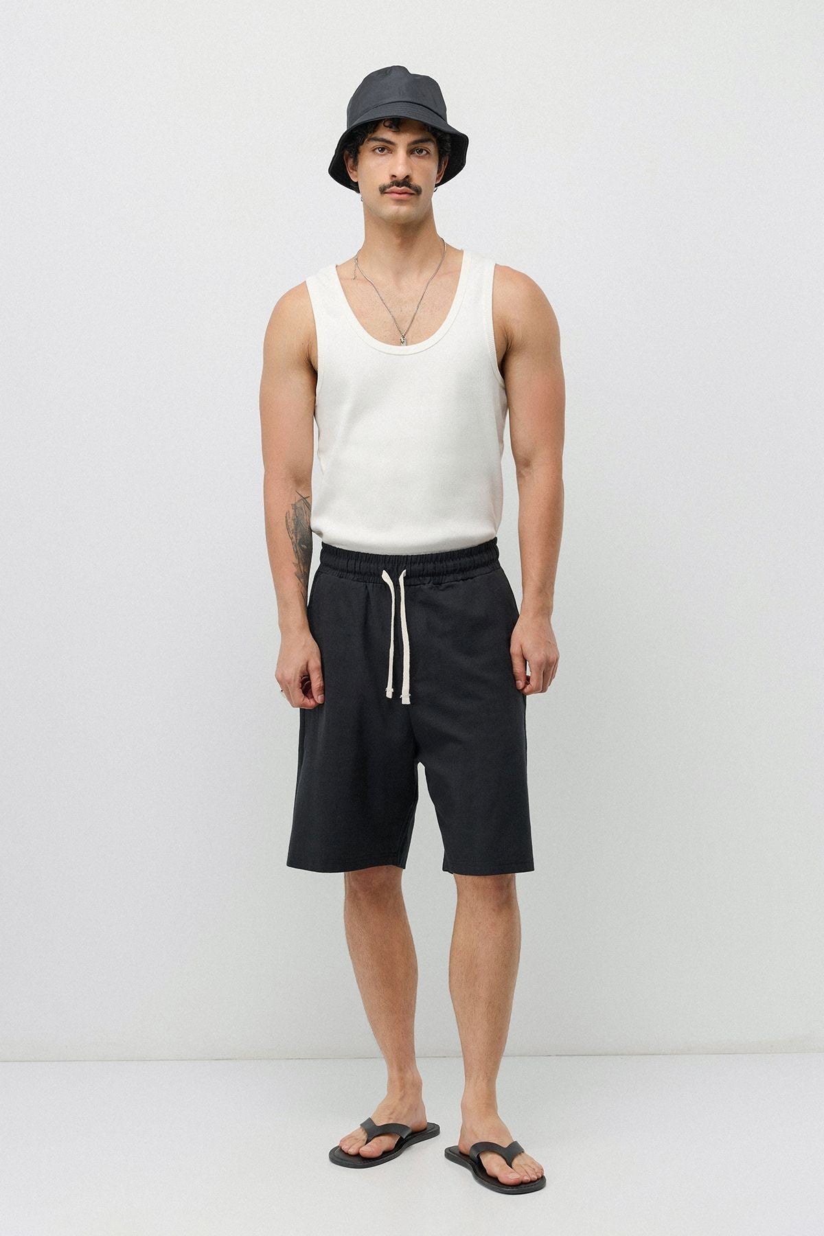 Basic Oversized Linen Shorts