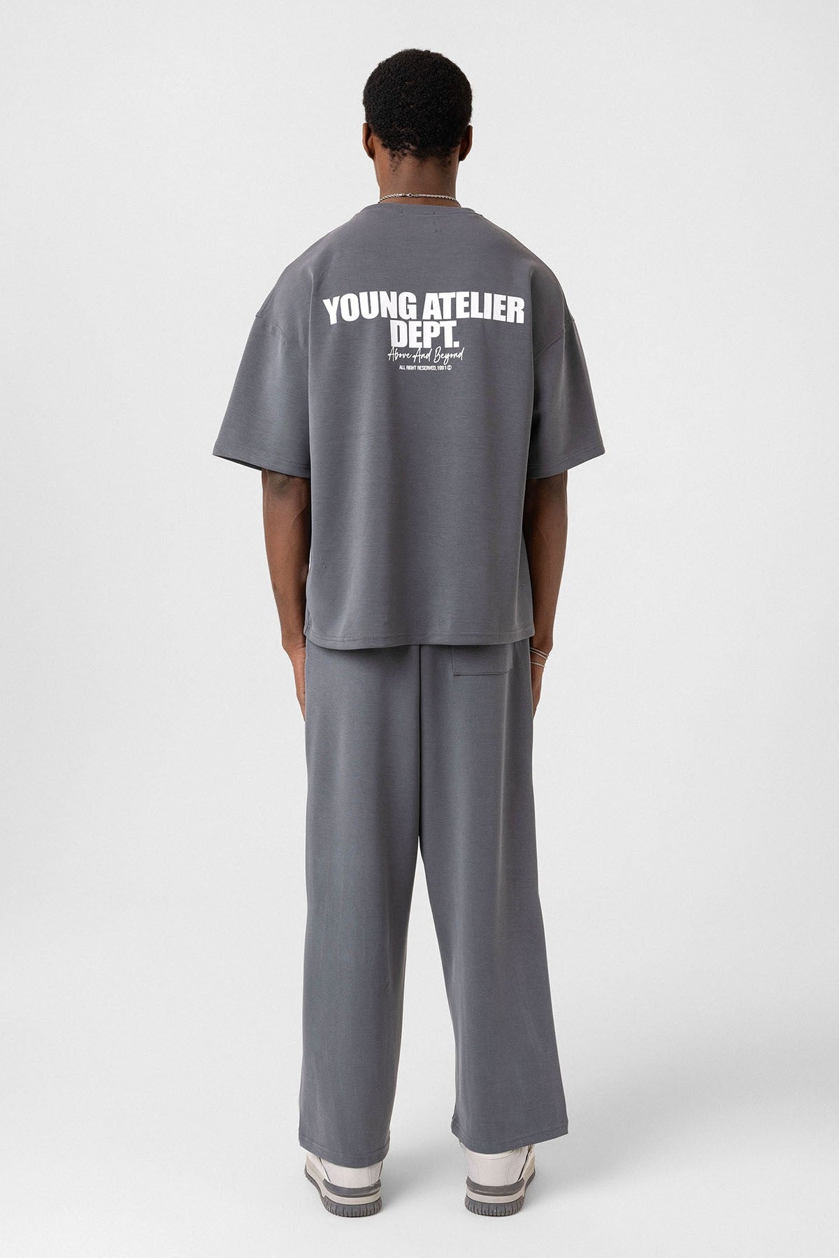 Label: Detailed Oversized Modal Fabric Sweatsuit Set
