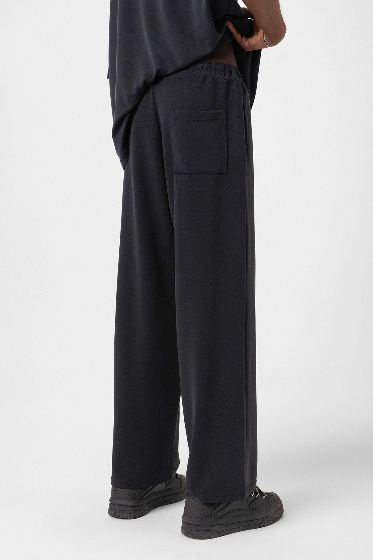 Label: Detailed Oversized Modal Fabric Sweatsuit Set