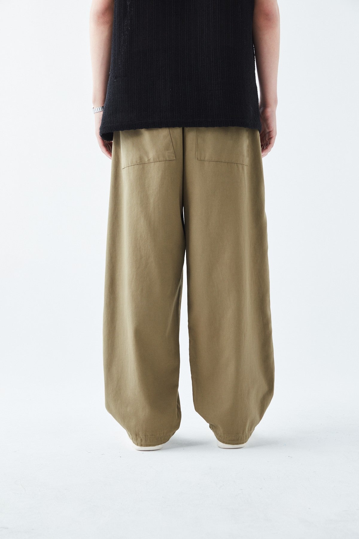 Baggy Linen Pants with Side Pocket Detail