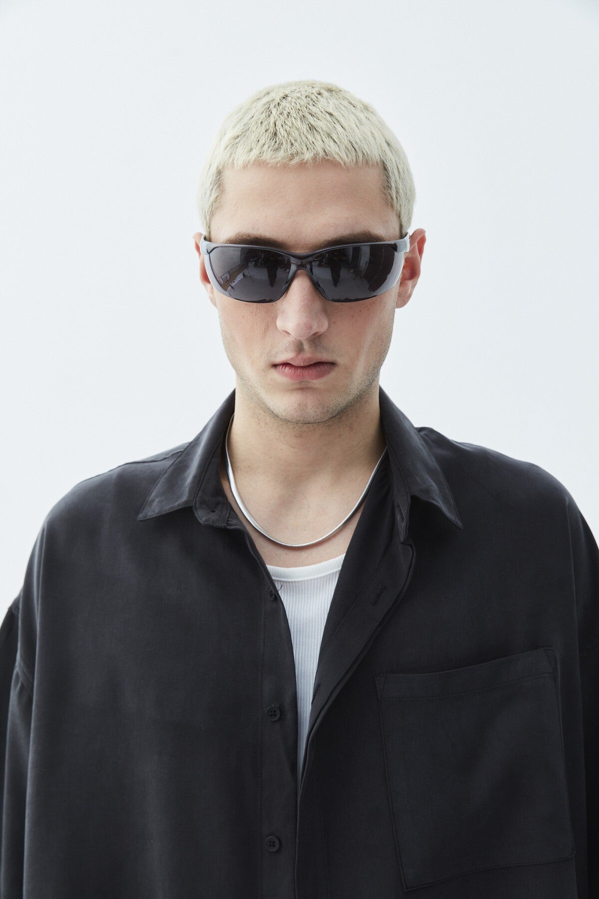 Oversized Short-Sleeve Linen Shirt with One Pocket