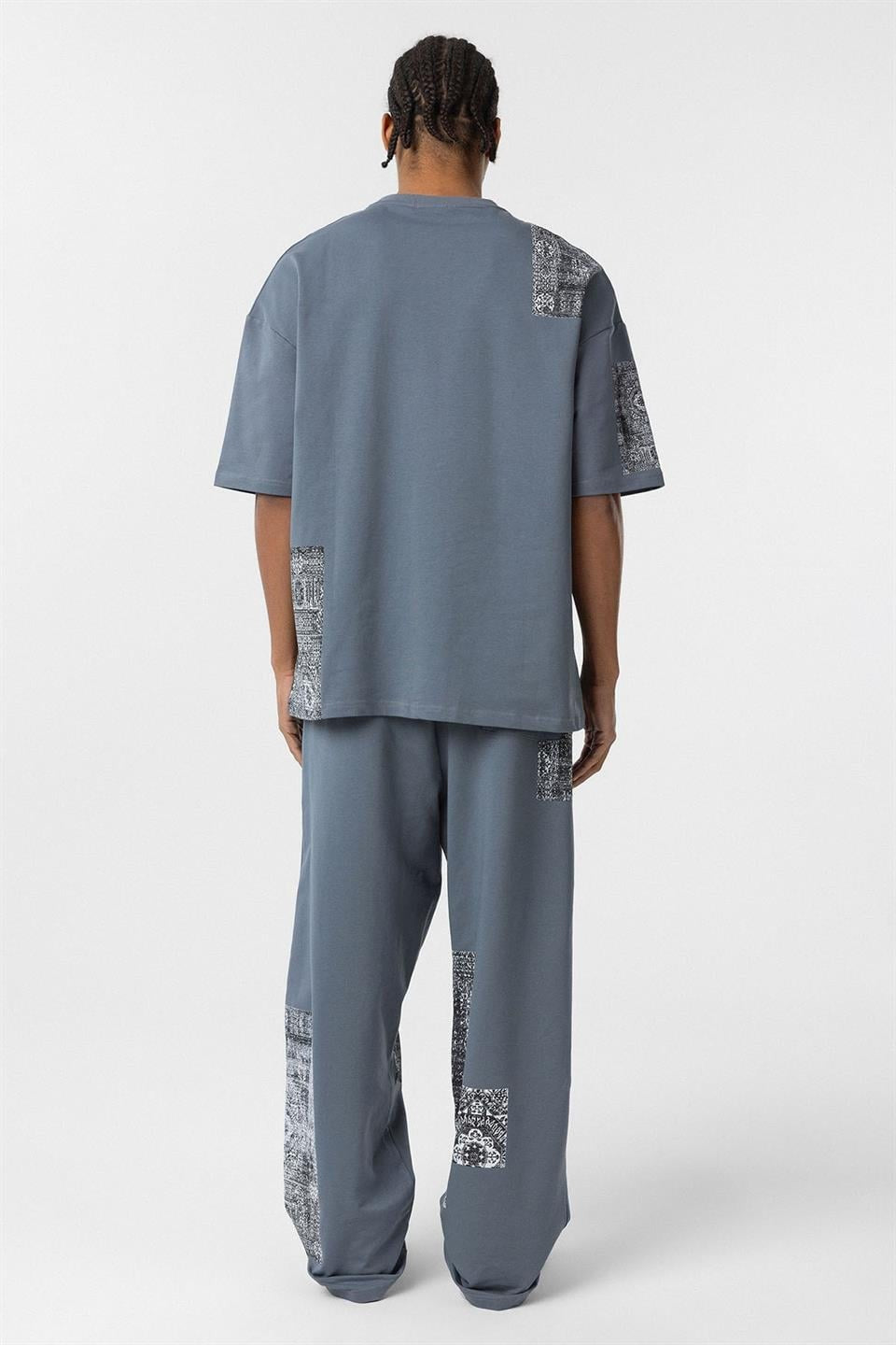 Oversized Sweatsuit Set with Ethnic Patterns