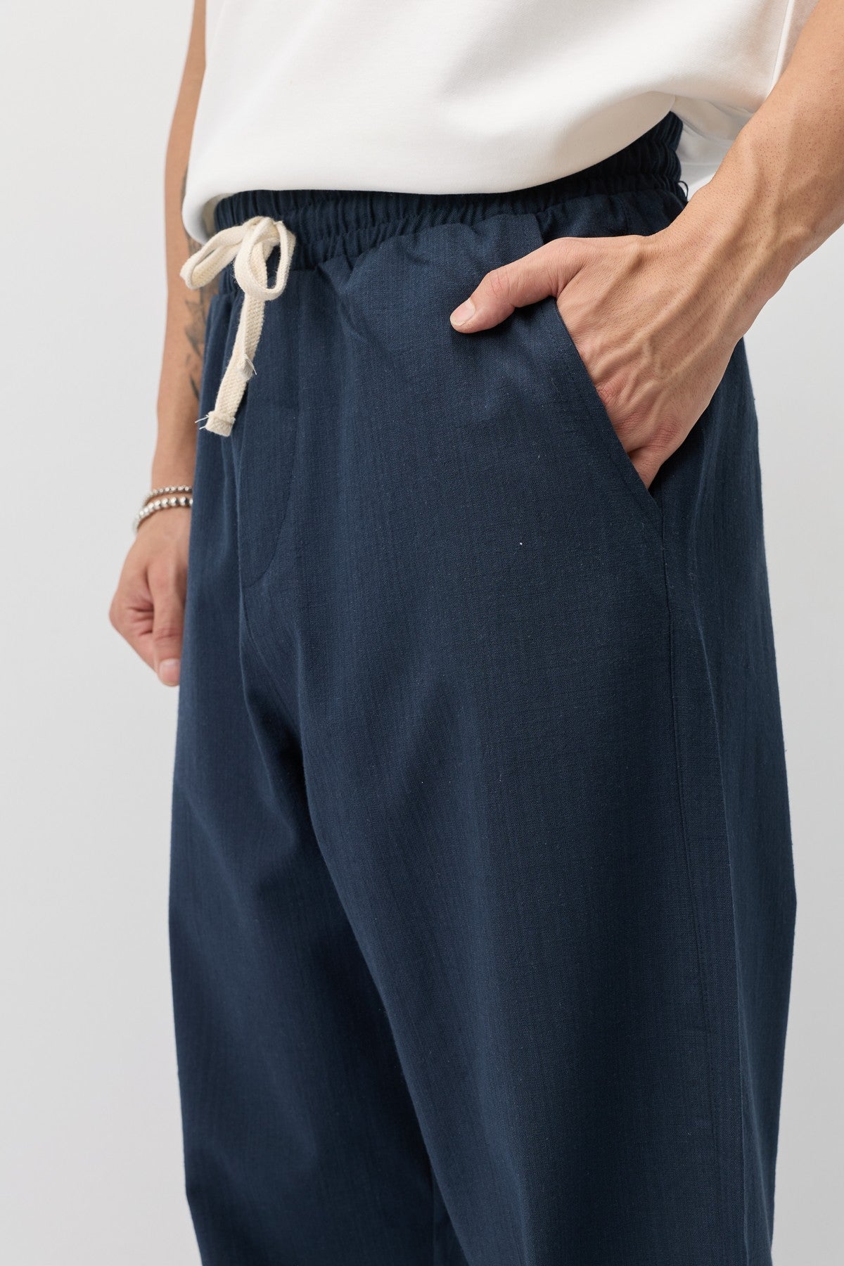 Lace-Up Baggy-Fit Linen Pants
