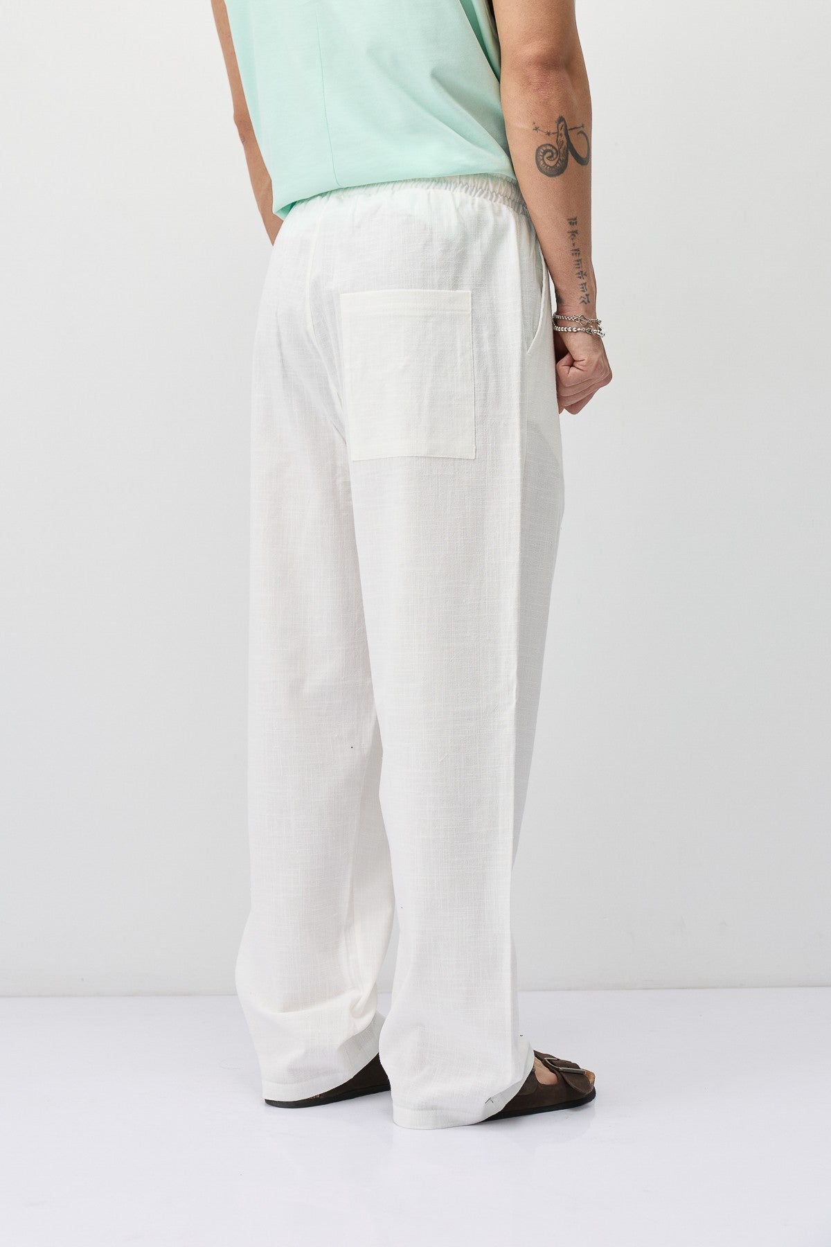 Lace-Up Baggy-Fit Linen Pants