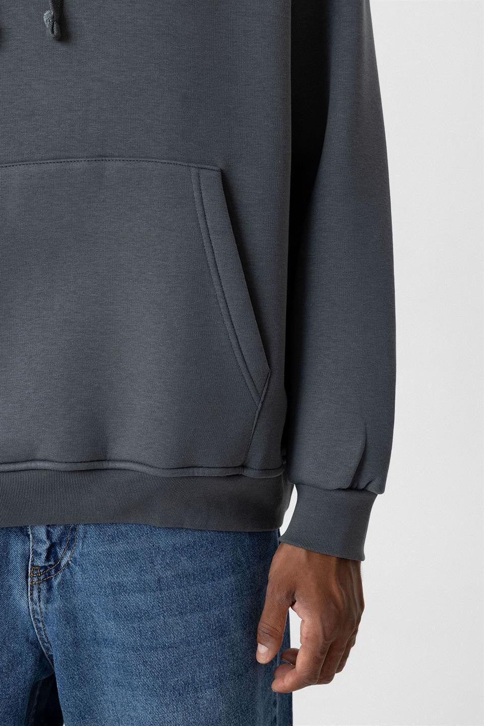 Basic Oversized Hooded Sweatshirt with Pockets